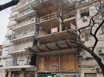 Departamento · 37m² · 1 Ambiente · Venta de Pozo. 1 Ambiente con Terraza y Parrilla Propia. Apto Prof. Ideal Temporario. Hidalgo 1418