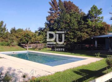 Campo · 195m² · 4 Ambientes · Casa a La Venta en Chacras de General Rodríguez