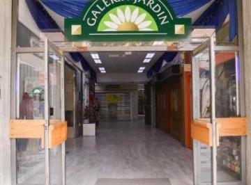 Departamento · 1m² · 4 Ambientes · Departamento en Av Argentina 170 Galeria Jardin Torre 1 Piso 8 Apto D