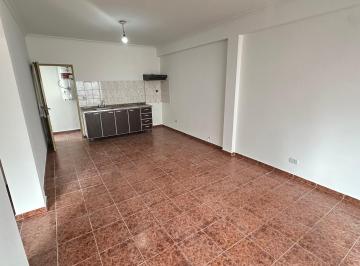 Departamento de 3 ambientes, La Matanza · Alquiler Departamento 3 Ambientes con Patio