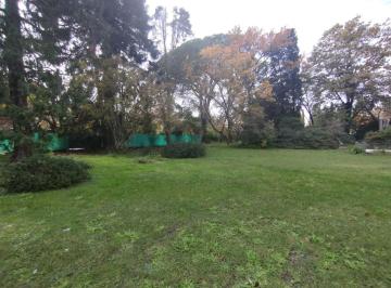 Terreno · 800m² · Lotes en Venta Barrio con Portón