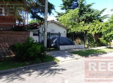 Casa · 120m² · 4 Ambientes · 1 Cochera · Casa en Boulogne