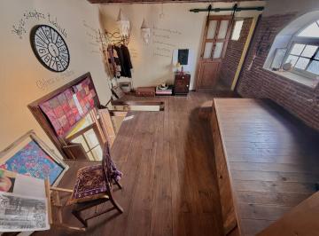 Casa · 348m² · 7 Ambientes · - Casa de Estilo en Barrio Martin