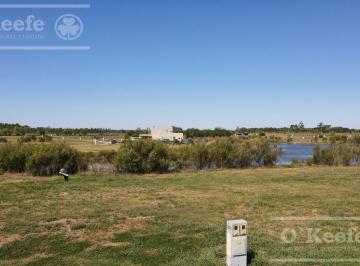 Terreno · 857m² · Lote en Venta en Barrio Cerrado con Fondo Laguna en Hudson, Pueblos del Plata