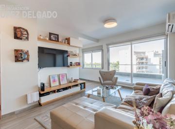 Departamento · 130m² · 4 Ambientes · 1 Cochera · Piso en Venta 4 Ambientes C/ Cochera. Villa del Parque