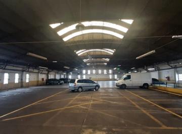 Bodega-Galpón · 4800m² · Esquina Unica en Alquiler Lomas del Mirador a m de Gral. Paz