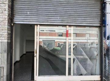 Local comercial · 55m² · 1 Ambiente · Alquiler - Local - Liniers - Cortina Eléctrica y Aire Acondicionado