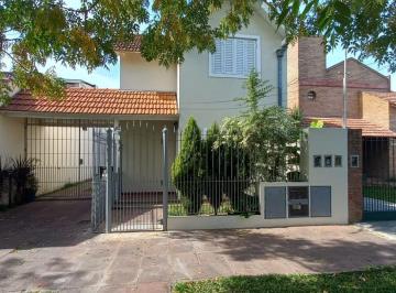 Casa · 90m² · 3 Ambientes · 1 Cochera · Casa en Lomas de Zamora Oeste