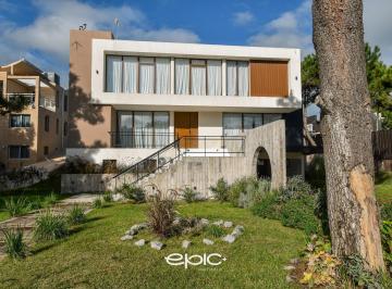 Casa · 550m² · 7 Ambientes · 4 Cocheras · Casa en Venta en Marítimo II Costa Esmeralda