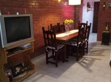 Departamento · 60m² · 3 Ambientes · 1 Cochera · Dúplex en Venta - 2 Dorm. 2 Baños - Costa Azul