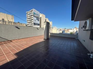 Departamento de 7 ambientes, Córdoba · Mira Este Depto C / Terrazoooon!