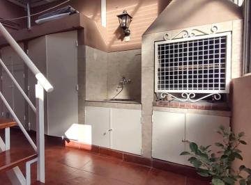 PH · 140m² · 4 Ambientes · 2 Cocheras · Gran Casa PH 5 Ambientes Garaje Terraza Haedo Norte