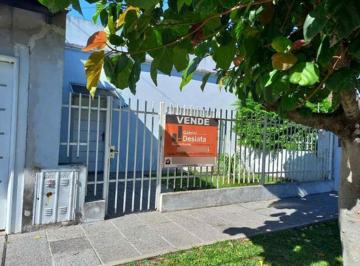 Casa · 150m² · 4 Ambientes · 1 Cochera · Casa en Venta en El Palomar