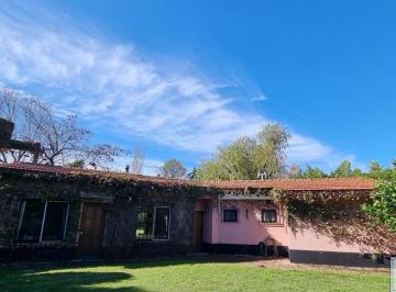 Quinta vacacional · 155m² · 6 Ambientes · Impecable Casa Quinta en Venta en Tortuguitas!, José C. Paz. con Planos!