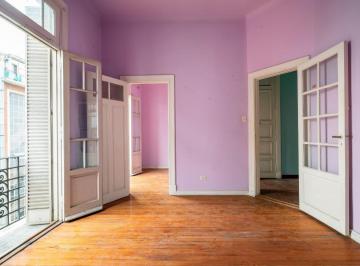 Departamento · 82m² · 5 Ambientes · Semipiso 5 Amb C/dependencias. Monserrat Balcón Francés (2) - Solo Uso Comercial