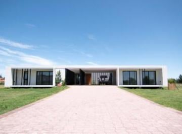 Casa · 315m² · 6 Ambientes · Casa - Fincas de San Vicente