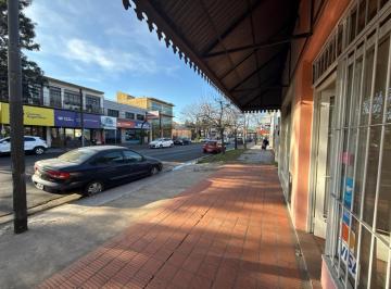Local comercial · 32m² · Alquiler de Local Comercial en Don Torcuato