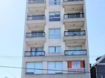 Departamento · 38m² · 1 Ambiente · Monoambiente en Alquiler Centro de Berazategui Primer Piso Contrafrente