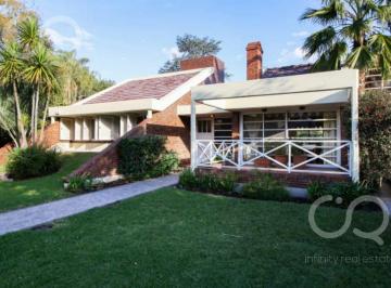 Casa · 185m² · 5 Ambientes · 2 Cocheras · Casa en Country Club El Paraiso.