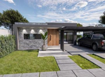 Casa · 105m² · 4 Ambientes · 2 Cocheras · Casa Estilo Minimalista Bº La Quebrada Lujan
