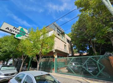 Local comercial · 1112m² · 10 Ambientes · 5 Cocheras · Propiedad Comercial con Local + Depósito + Dpto