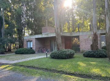 Casa · 164m² · 4 Ambientes · Venta Casa 3 Dorm. en Venta Puerto Paraiso