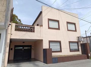 PH · 56m² · 3 Ambientes · 1 Cochera · PH Amplio - Patio Verde, Garage y 2 Dorm.