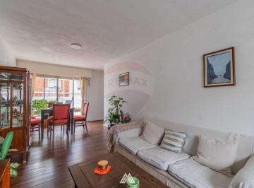 Departamento · 76m² · 4 Ambientes · 1 Cochera · Tres Cruces Venta 3 Dorm., 1 Gje, Terraza