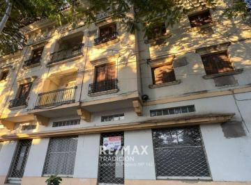 Edificio · 875m² · 5 Cocheras · Gran Edificio en Venta Microcentro Resistencia