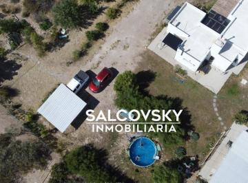 Casa · 130m² · 3 Ambientes · 2 Cocheras · Casa en Venta en Puerto Madryn, El Doradillo 2 Hectáreas con Quincho y Pileta