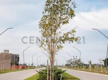 Terreno · 300m² · Venta de Lote en Barrio Ecotierra en Pueblo Esther