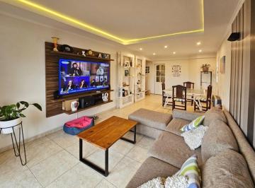 PH · 84m² · 4 Ambientes · Venta PH 4 Amb en Chauvin