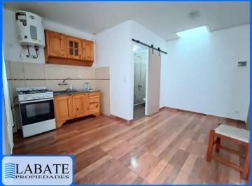 Departamento de 2 ambientes, Vicente López · PH de 2 Ambientes en Alquiler en Munro