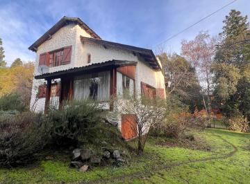 Casa de 4 ambientes, El Bolsón · Hermosa Propiedad Sobre Ruta Nacional 40 en Villa Turismo El Bolson