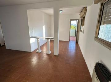 Departamento de 5 ambientes, Córdoba · Alquiler Dpto Tres Dorm. con Balcon Terraza y Asador en Barrio San Martin!
