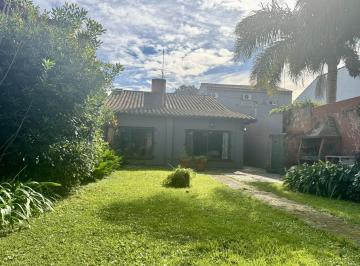 Casa · 120m² · 3 Ambientes · 1 Cochera · Venta Casa 3 Ambientes - Gran Parque - Apta Credito en Rafael Calzada