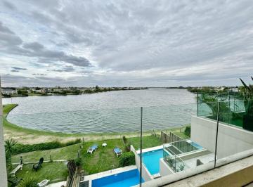 Departamento · 83m² · 3 Ambientes · 1 Cochera · Departamento en Venta en Praia Portezuelo, Nordelta