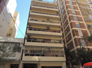 Departamento · 69m² · 4 Ambientes · Excelente Ubicacion 2/3 Dorm Balcon Baulera.80 m