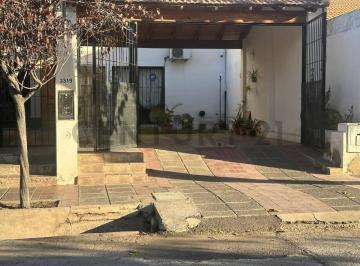 Casa · 144m² · 3 Ambientes · 2 Cocheras · Century 21 Lopez Vende Duplex en Guaymallen