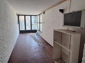 PH · 125m² · 5 Ambientes · 1 Cochera · PH en La Florida Dos Dorm. Más Dependencia.