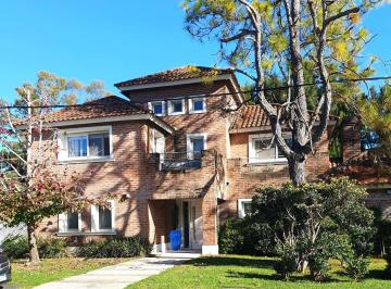 Casa de 5 ambientes, Pilar · Casa en Venta Mayling