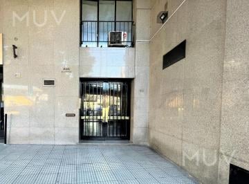 Departamento · 60m² · 3 Ambientes · Hermoso y Amplio Departamento de 3 Ambientes con Baulera