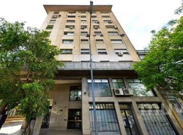 Departamento · 58m² · 3 Ambientes · Bernardo de Irigoyen 1300 - Departamento de 3 Ambientes en Venta con Baulera en Constitución