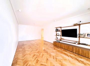 Departamento · 120m² · 4 Ambientes · 1 Cochera · Recoleta I Departamento I Alquiler I 4 Amb con Cochera
