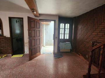 Departamento de 4 ambientes, Avellaneda · Chalet Interno 4 Ambientes Venta Avellaneda