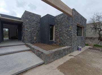 Casa · 200m² · 7 Ambientes · 2 Cocheras · B° Altagracia Country Golf - Alta Gracia - Casa Estrenar - Venta