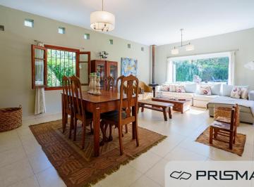 Casa · 175m² · 3 Dormitorios · 2 Cocheras · Casa - 3 Dorm - Villa Rivera Indarte