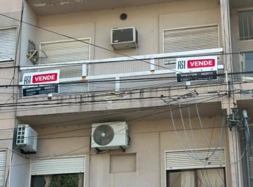 Departamento · 90m² · 4 Ambientes · Departamento 3 Dorm. - Centro, Resistencia