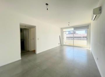 Departamento · 70m² · 3 Ambientes · Departamento 3 Amb. Excelente Estado en Parque Cha