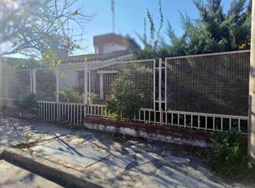PH · 80m² · 4 Ambientes · 1 Cochera · Venta Casa PH a 1 Cuadra de Aerosilla Carlos Paz